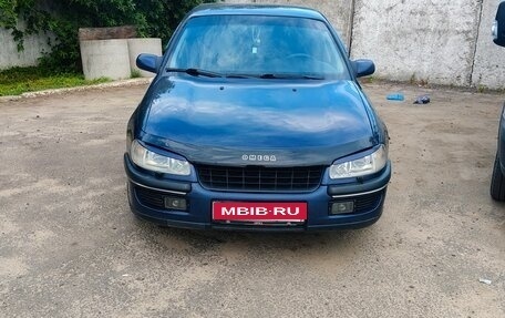 Opel Omega B, 1998 год, 300 000 рублей, 1 фотография