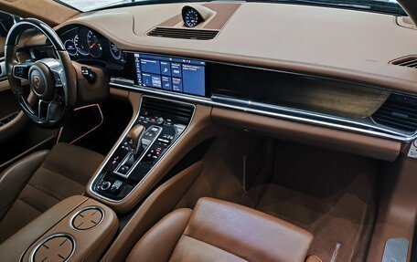 Porsche Panamera II рестайлинг, 2018 год, 6 180 000 рублей, 33 фотография