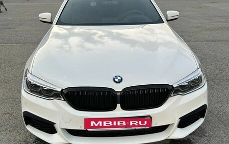 BMW 5 серия, 2018 год, 3 990 000 рублей, 2 фотография