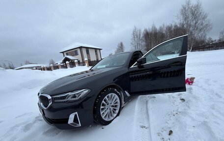 BMW 5 серия, 2020 год, 4 200 000 рублей, 2 фотография