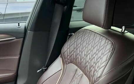 BMW 5 серия, 2018 год, 3 990 000 рублей, 15 фотография