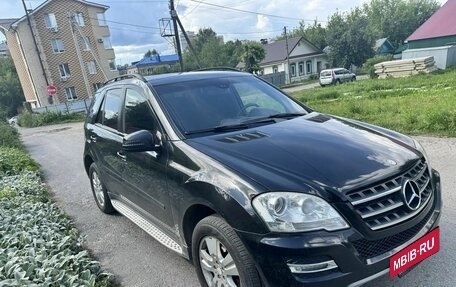 Mercedes-Benz M-Класс, 2010 год, 1 241 000 рублей, 4 фотография