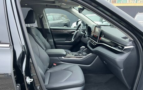 Toyota Highlander, 2026 год, 5 200 000 рублей, 21 фотография