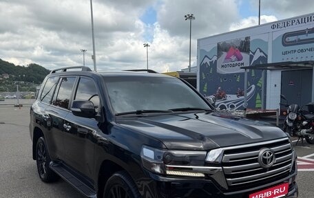 Toyota Land Cruiser 200, 2019 год, 10 500 000 рублей, 1 фотография