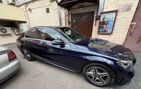 Mercedes-Benz C-Класс, 2018 год, 3 200 000 рублей, 5 фотография