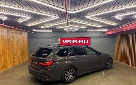 BMW 3 серия, 2020 год, 4 400 000 рублей, 4 фотография