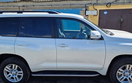 Toyota Land Cruiser Prado 150 рестайлинг 2, 2013 год, 3 100 000 рублей, 3 фотография
