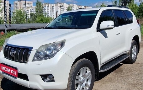 Toyota Land Cruiser Prado 150 рестайлинг 2, 2013 год, 3 100 000 рублей, 5 фотография