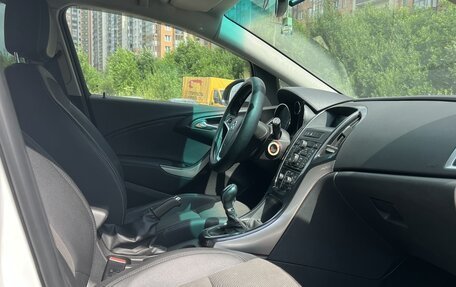 Opel Astra J, 2012 год, 750 000 рублей, 11 фотография