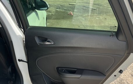Opel Astra J, 2012 год, 750 000 рублей, 14 фотография