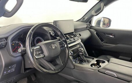 Toyota Land Cruiser, 2021 год, 8 900 000 рублей, 8 фотография