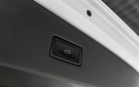 Volkswagen Tiguan II, 2020 год, 2 395 000 рублей, 23 фотография