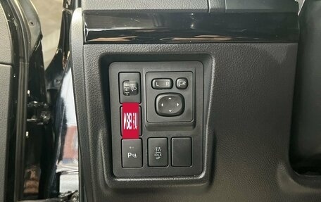 Toyota Land Cruiser Prado 150 рестайлинг 2, 2016 год, 3 399 000 рублей, 12 фотография