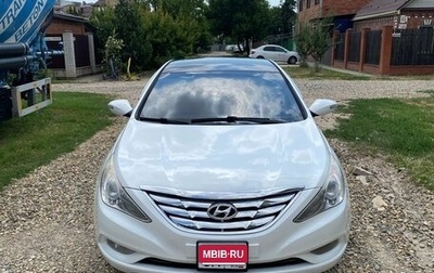 Hyundai Sonata VI, 2011 год, 1 100 000 рублей, 1 фотография