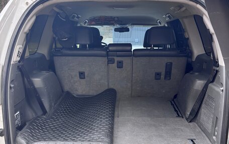 Toyota Land Cruiser Prado 150 рестайлинг 2, 2010 год, 2 600 000 рублей, 12 фотография
