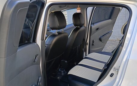 Chevrolet Spark III, 2012 год, 610 000 рублей, 10 фотография
