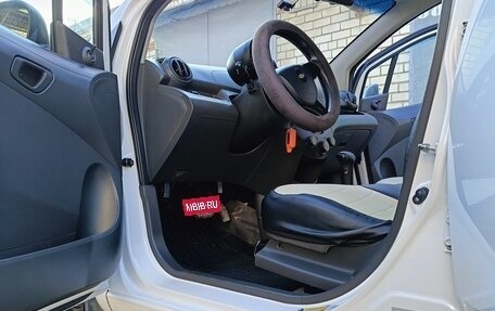 Chevrolet Spark III, 2012 год, 610 000 рублей, 3 фотография