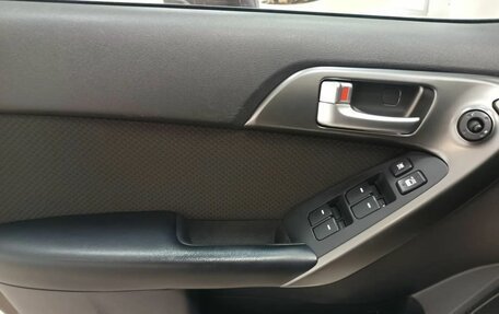 KIA Cerato III, 2011 год, 899 000 рублей, 16 фотография