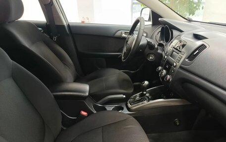 KIA Cerato III, 2011 год, 899 000 рублей, 10 фотография