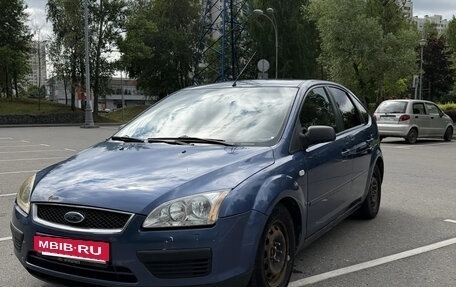 Ford Focus II рестайлинг, 2005 год, 398 000 рублей, 2 фотография