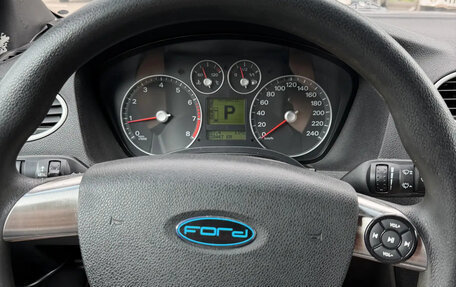 Ford Focus II рестайлинг, 2005 год, 398 000 рублей, 12 фотография