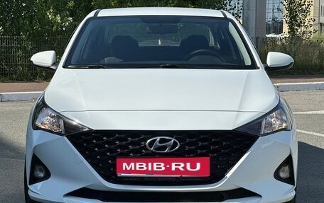 Hyundai Solaris II рестайлинг, 2020 год, 1 299 000 рублей, 4 фотография