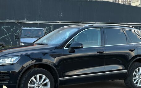 Volkswagen Touareg III, 2010 год, 2 775 000 рублей, 3 фотография