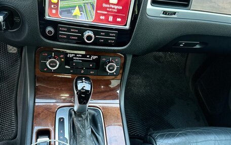 Volkswagen Touareg III, 2010 год, 2 775 000 рублей, 17 фотография