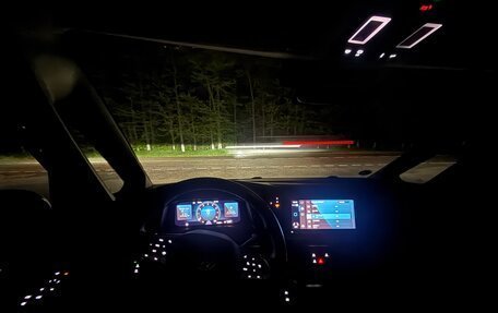 Volkswagen Multivan, 2023 год, 5 200 000 рублей, 7 фотография