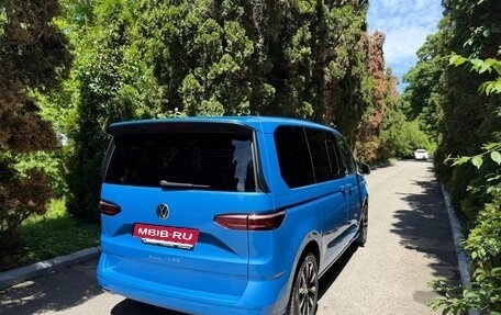 Volkswagen Multivan, 2023 год, 5 200 000 рублей, 2 фотография