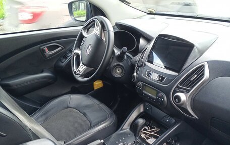 Hyundai ix35 I рестайлинг, 2010 год, 1 100 000 рублей, 3 фотография