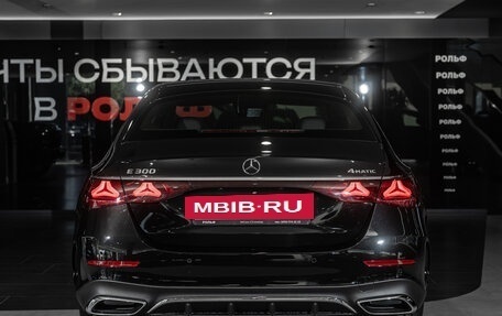 Mercedes-Benz E-Класс, 2025 год, 8 150 000 рублей, 5 фотография