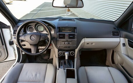 Mercedes-Benz C-Класс, 2010 год, 1 125 000 рублей, 16 фотография