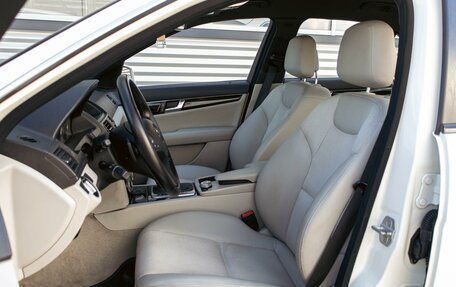 Mercedes-Benz C-Класс, 2010 год, 1 125 000 рублей, 11 фотография