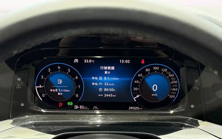 Volkswagen Golf VIII, 2022 год, 2 200 000 рублей, 10 фотография