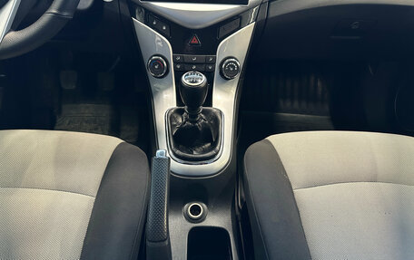 Chevrolet Cruze II, 2013 год, 850 000 рублей, 12 фотография