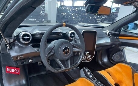 McLaren Senna, 2018 год, 150 000 000 рублей, 8 фотография