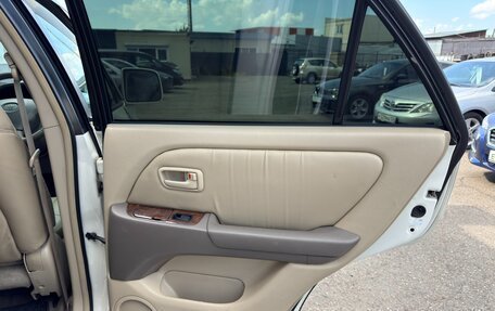 Toyota Harrier, 1999 год, 697 000 рублей, 16 фотография