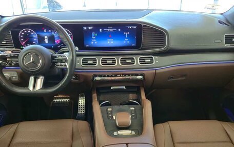 Mercedes-Benz GLS, 2024 год, 10 500 000 рублей, 12 фотография
