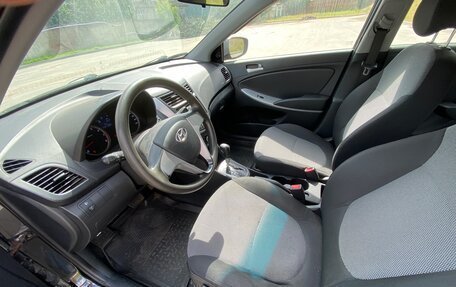 Hyundai Solaris II рестайлинг, 2013 год, 495 000 рублей, 8 фотография