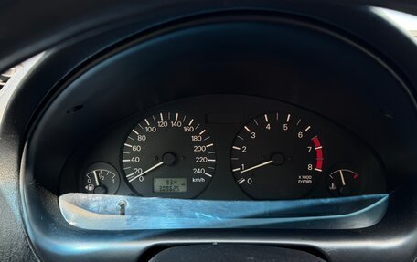 Mitsubishi Carisma I, 2002 год, 300 000 рублей, 23 фотография