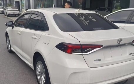 Toyota Corolla, 2022 год, 1 550 000 рублей, 2 фотография