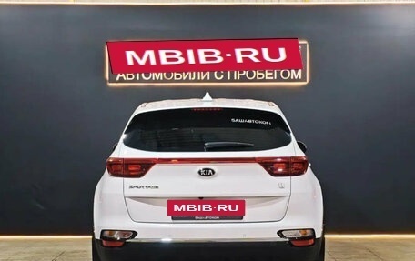 KIA Sportage IV рестайлинг, 2020 год, 2 195 000 рублей, 5 фотография