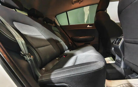 KIA Sportage IV рестайлинг, 2020 год, 2 195 000 рублей, 20 фотография