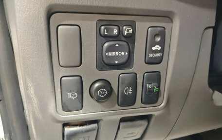 Toyota Hilux VII, 2012 год, 1 750 000 рублей, 15 фотография