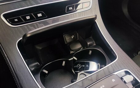 Mercedes-Benz E-Класс, 2021 год, 4 700 000 рублей, 28 фотография