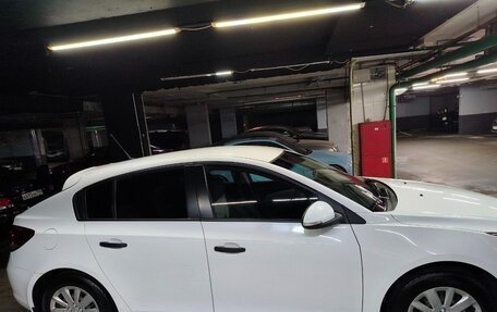 Chevrolet Cruze II, 2014 год, 850 000 рублей, 4 фотография