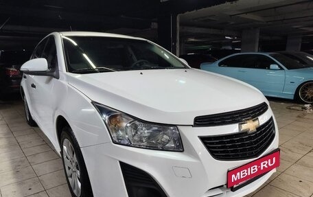 Chevrolet Cruze II, 2014 год, 850 000 рублей, 3 фотография