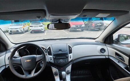 Chevrolet Cruze II, 2014 год, 850 000 рублей, 10 фотография