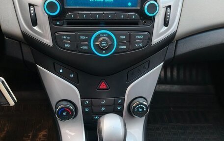 Chevrolet Cruze II, 2014 год, 850 000 рублей, 21 фотография